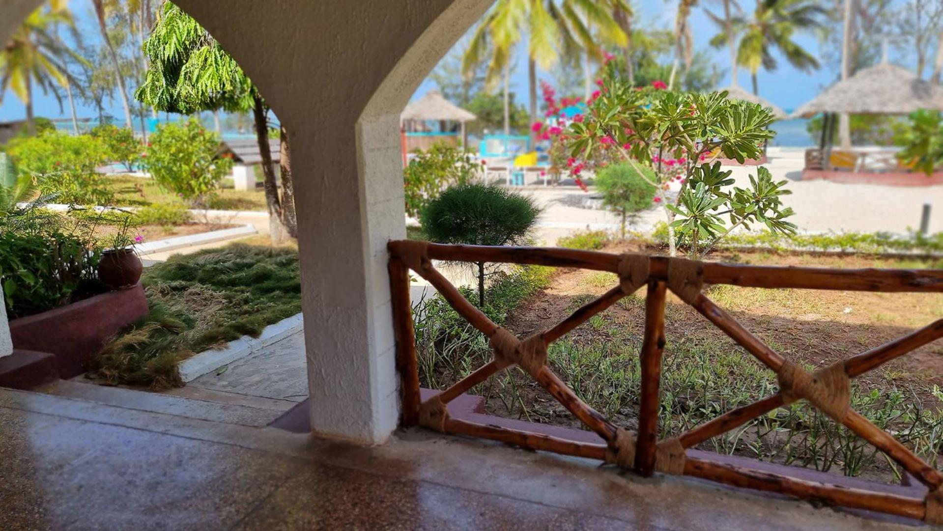F-Zeen Boutique Hotel Zanzibar Uroa Zewnętrze zdjęcie